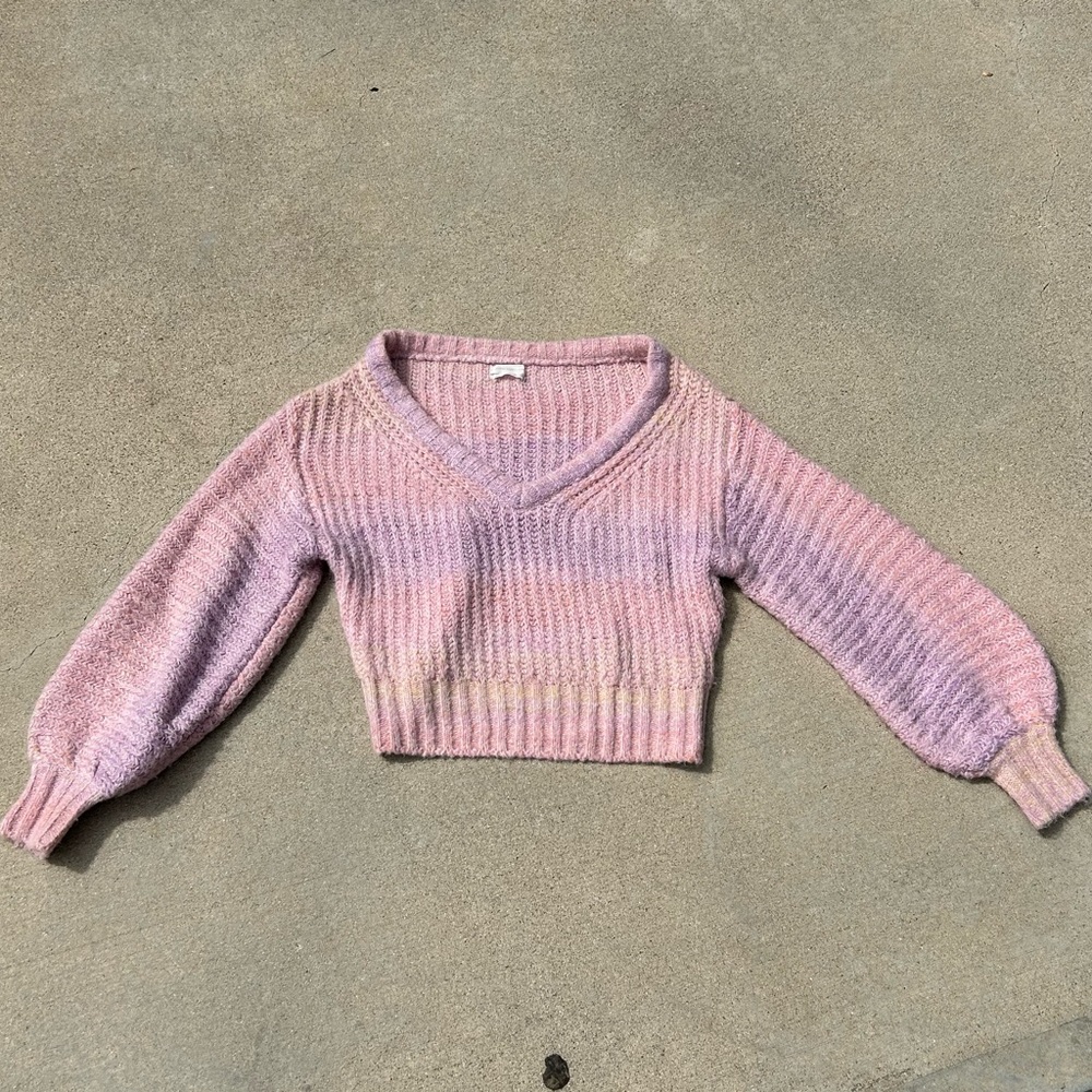 BDG light pink purple sweater